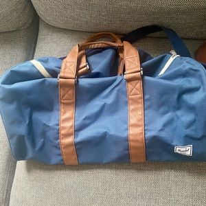 Herschel duffel bag